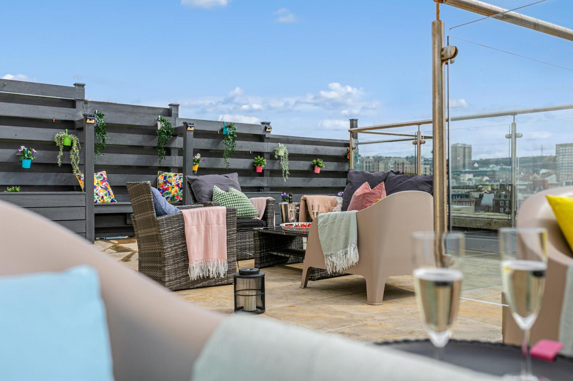 Airhost'S Brighton'S Best Green Diamond Escape With Sea Views Exteriör bild